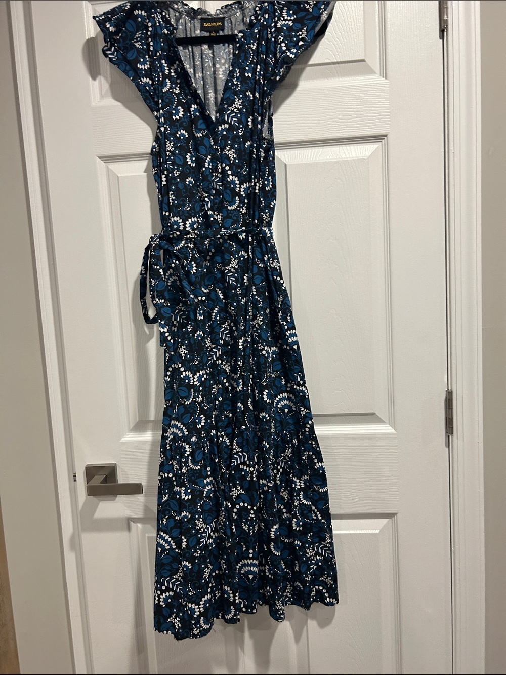 Sugarlips Navy Floral button-down Midi Dress